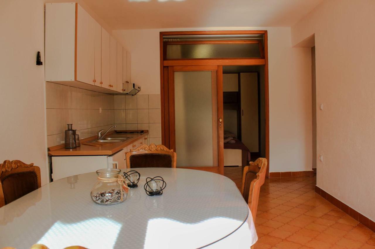 Apartments Pino Makarska Exterior foto