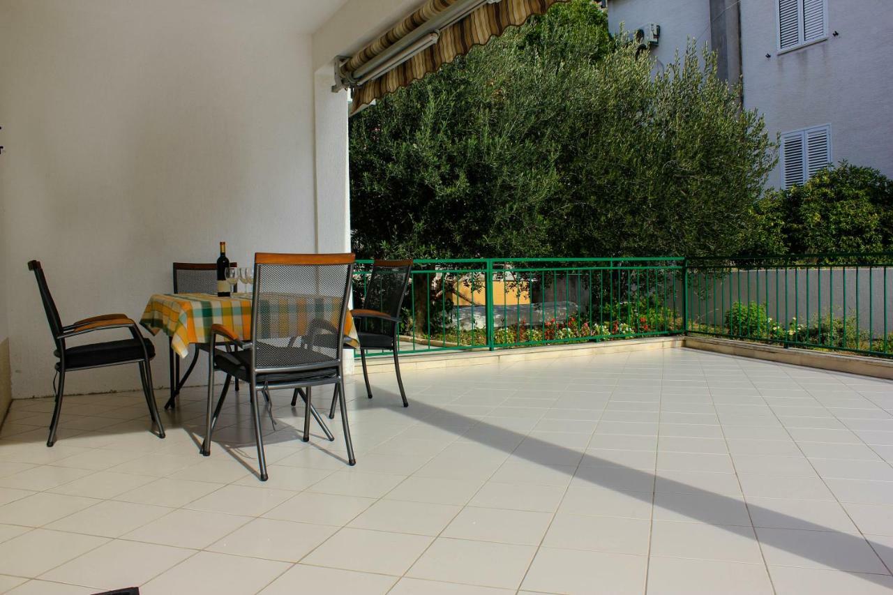 Apartments Pino Makarska Exterior foto