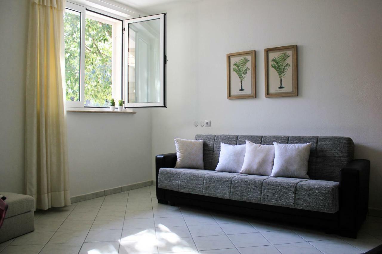 Apartments Pino Makarska Exterior foto